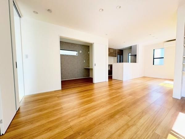 3LDK 95.58m² House for Sale in Kodaira, Tokyo - Thumbnail 3