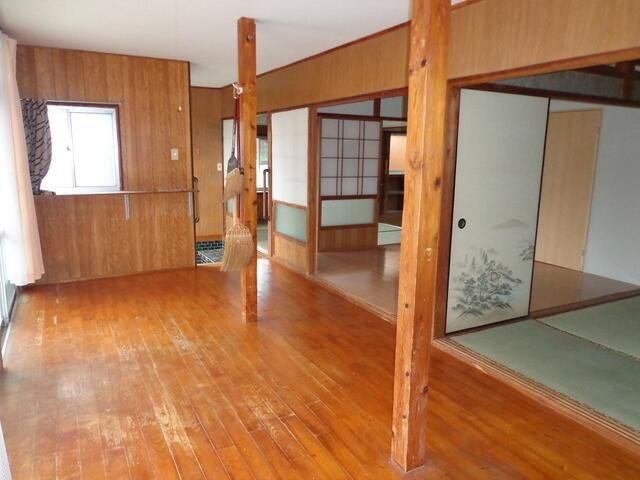 4DK House with Rental Income on Large Plot in Ebino, Miyazaki - Image 22