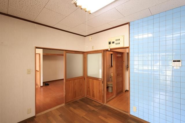 3DK Detached House for Sale in Shizuoka City's Aoi Ward - Thumbnail 4
