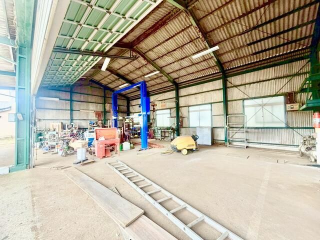 Commercial Property with 1K Layout in Yachimata, Chiba - Thumbnail 3
