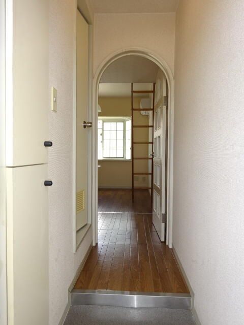 1R Apartment for Rent near Higashi-Omiya Station, Ageo - Thumbnail 3