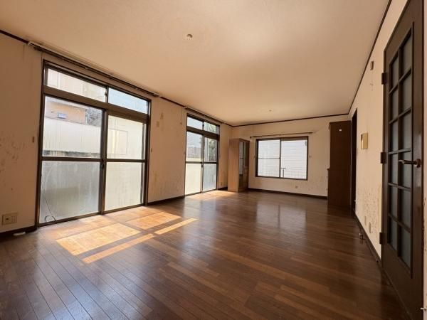 3LDK Detached House for Sale in Nishitokyo, Tokyo - Thumbnail 2