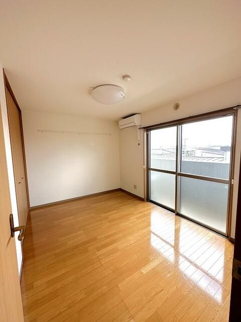 2LDK Apartment for Rent in Kameda, Niigata City - Thumbnail 4