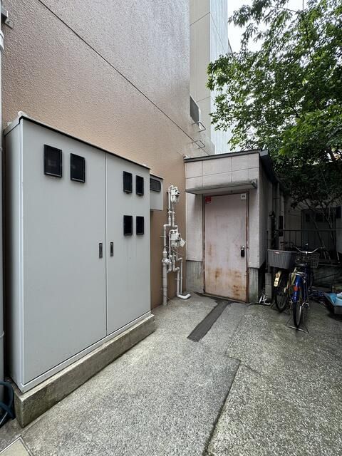 Shop/Office for Rent in Kameido, Koto-ku, Tokyo - 122.61 sqm - Thumbnail 3
