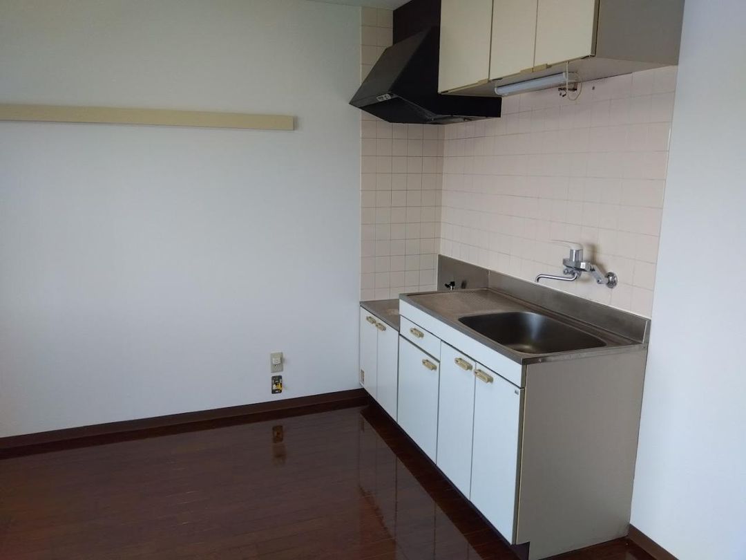 2DK Apartment for Rent in Oshu City, Iwate Prefecture - Thumbnail 3