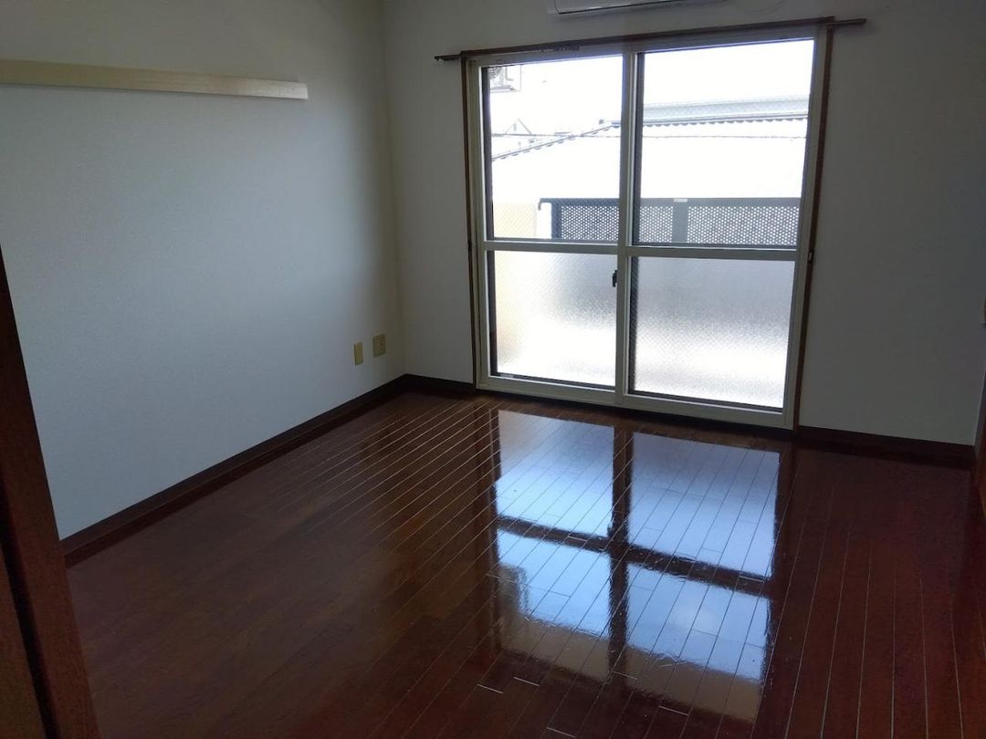 2DK Apartment for Rent in Oshu City, Iwate Prefecture - Thumbnail 2