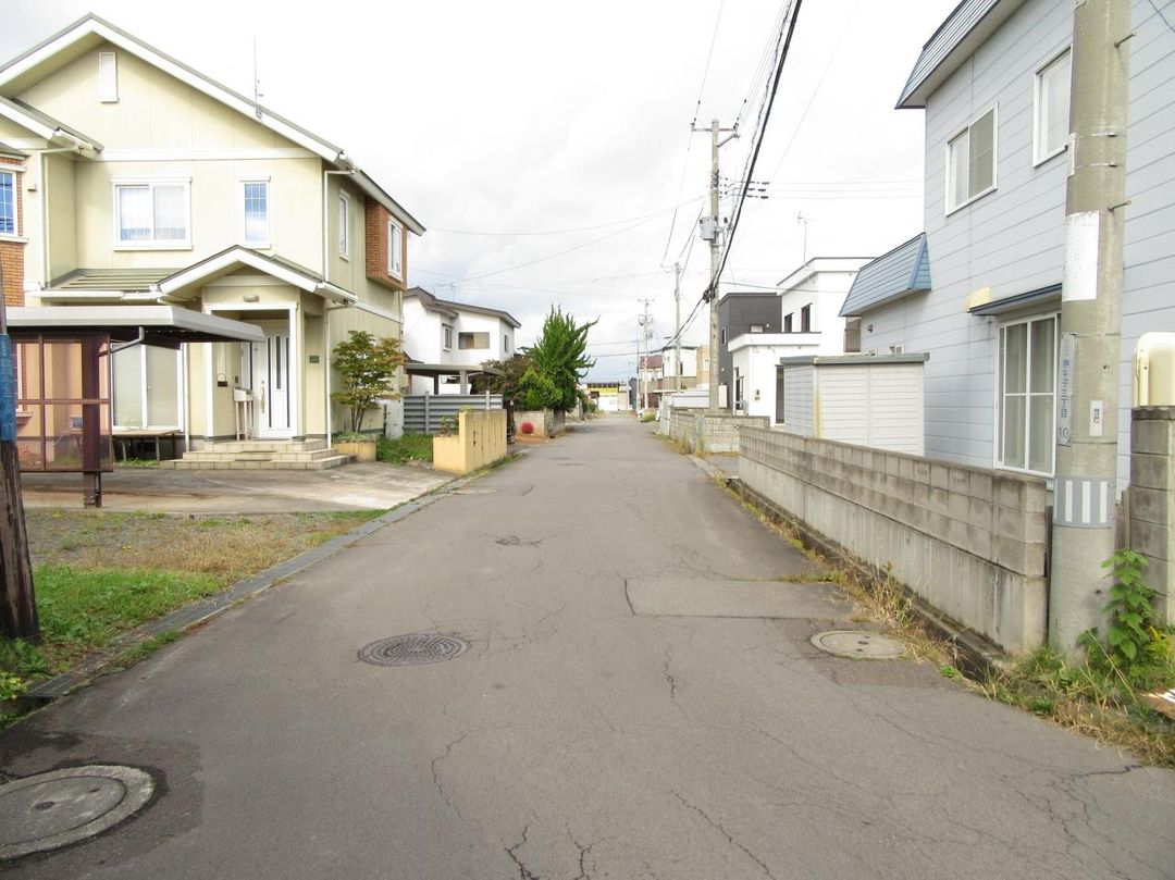 718 sqm Land for Sale in Hirosaki, Aomori - Thumbnail 2