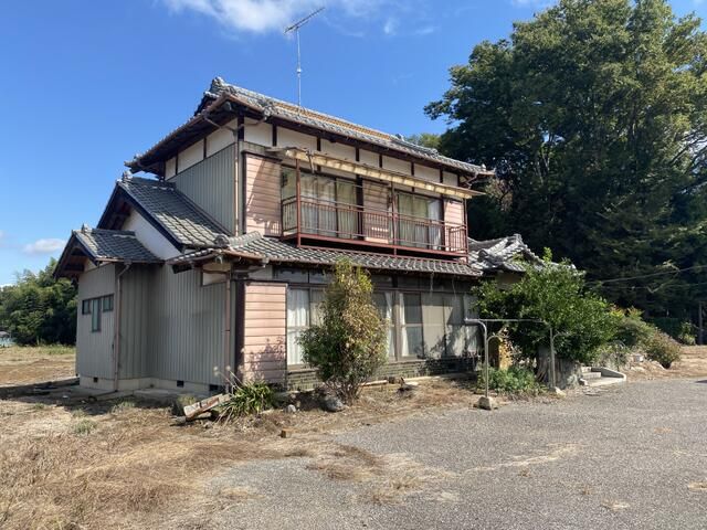 Large 7DK House on 5152 sqm Land in Koga, Ibaraki - Thumbnail 2