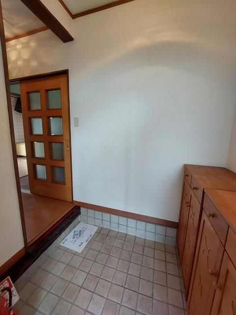4DK Terrace House for Rent in Yokosuka, Kanagawa - Thumbnail 4