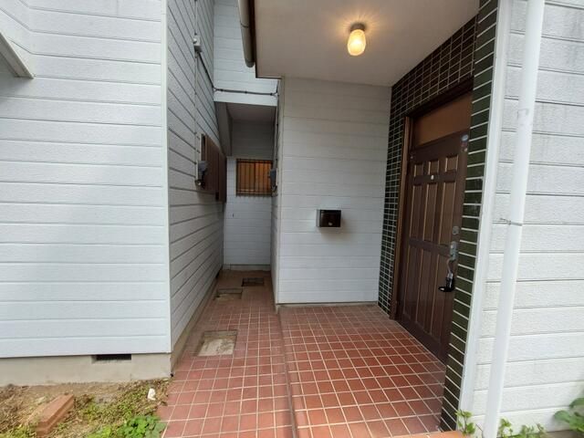 4DK Terrace House for Rent in Yokosuka, Kanagawa - Thumbnail 3