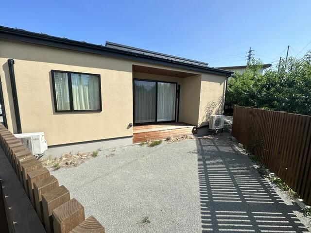 Modern 2022 Single-Story House for Sale in Fuefuki, Yamanashi - Thumbnail 3