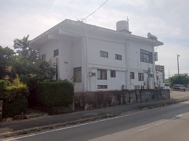 Detached House with Shop for Sale in Haebaru, Okinawa - Thumbnail 3