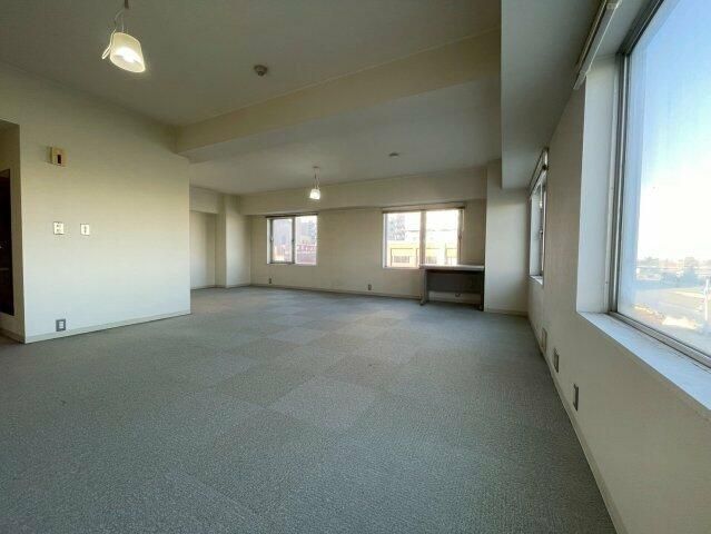 One-Room Apartment in Sapporo Chuo Ward Near Nakanoshima Park - Thumbnail 3