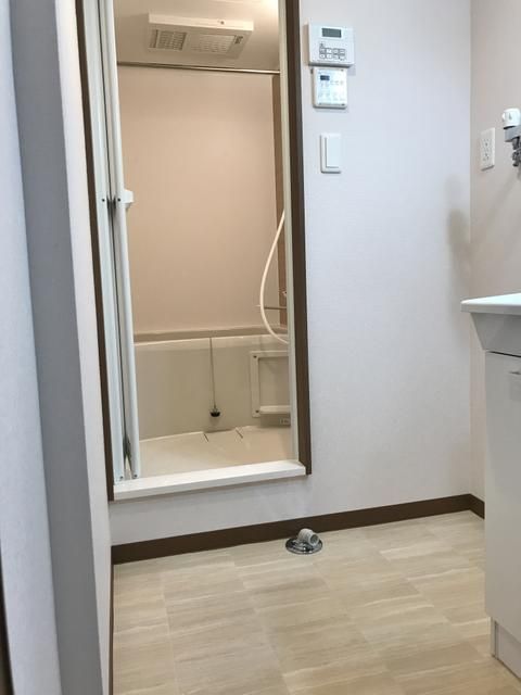 Modern 1LDK Apartment for Rent in Kita-ku, Sapporo - Thumbnail 3