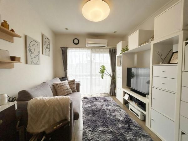 Used 3DK Apartment for Sale in Itabashi-ku, Tokyo - Thumbnail 2