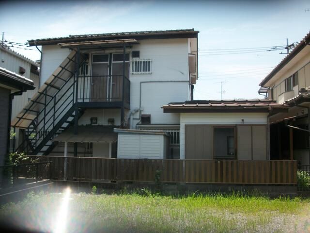 Used Detached House for Sale in Moroyama-machi, Saitama 106.81m² - Thumbnail 3