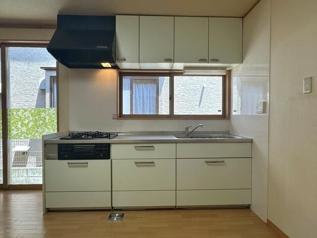6LDK Wooden House for Sale in Nikaho, Akita - Image 29