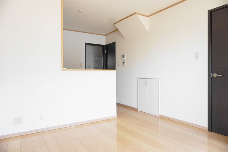 Grand Soleil B 2LDK Apartment for Rent in Kazo, Saitama - Thumbnail 2