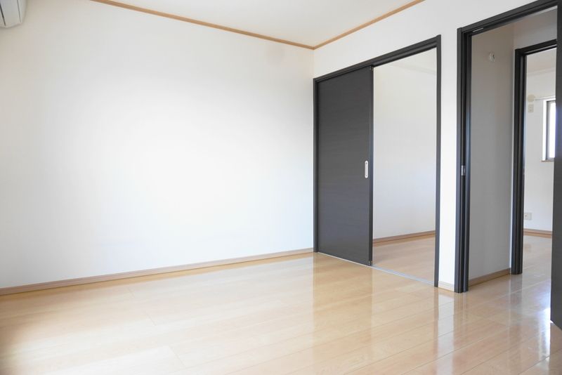 Grand Soleil B 2LDK Apartment for Rent in Kazo, Saitama - Thumbnail 3