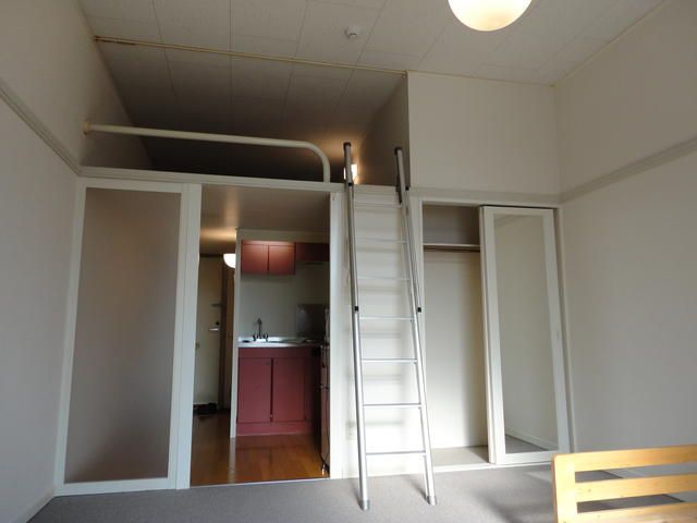 1R Apartment for Rent in Hanno City, Saitama - Thumbnail 2