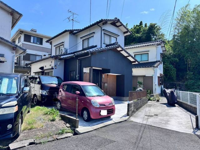 3LDK Detached House for Sale in Kitakyushu's Kokurakita Ward - Image 7