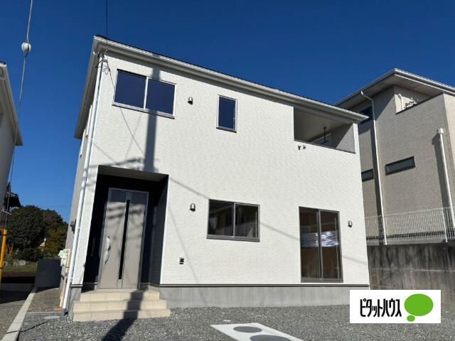 New 4LDK House in Fujinomiya with Seismic Damping & Garden - Thumbnail 2