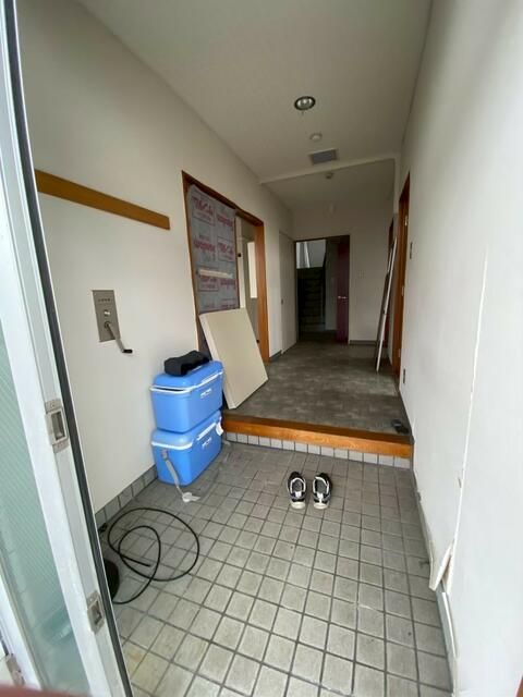 3-Story RC Commercial Building for Sale in Kurobe, Toyama - Thumbnail 2