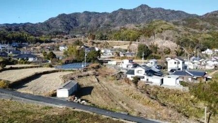 Land for Sale in Yanai with Stunning Seto Inland Sea Views - Thumbnail 2