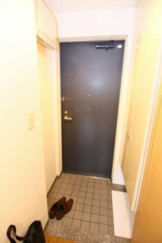 Villa Excelé Hiyoshi 1R Apartment for Rent in Yokohama - Thumbnail 2