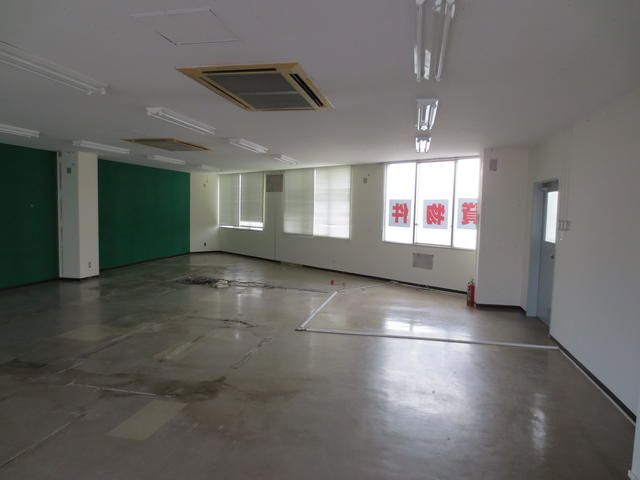 160 sqm Commercial Space for Rent in Toride, Ibaraki - Thumbnail 2
