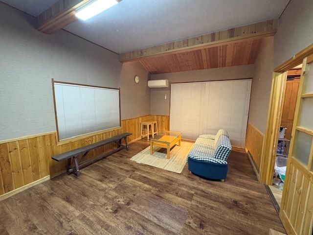 Used 3SDK House in Komatsu, Ishikawa - 473.98 sqm Land - Thumbnail 3