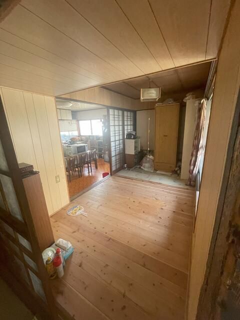 1970 5LDK House in Itano, Tokushima with 1203sqm Land - Thumbnail 2