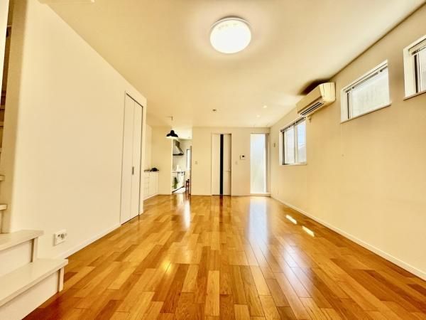 2015 Built 2LDK House for Sale in Kunitachi, Tokyo - Thumbnail 3