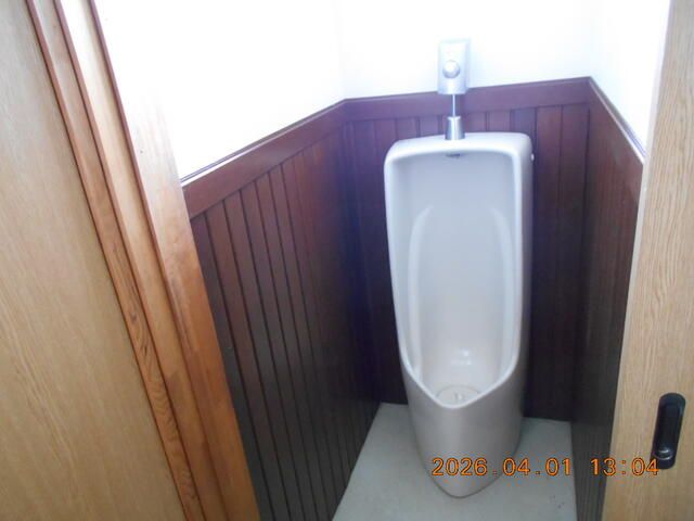 1957 Wooden House in Uozu, Toyama - 6DK, 185 sqm - Thumbnail 3