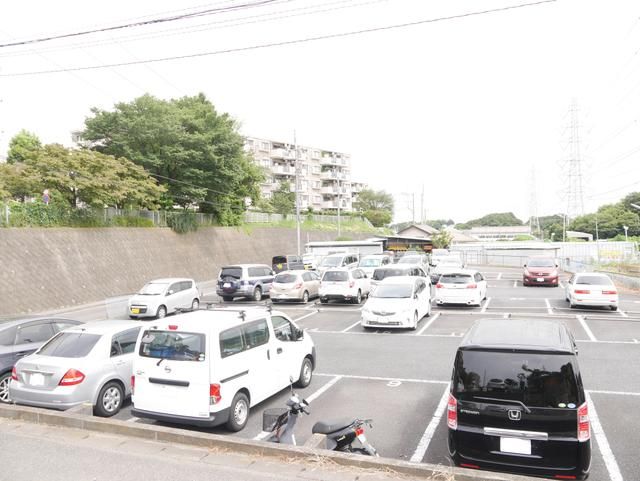 Parking Space for Rent in Hodogaya-ku, Yokohama, Kanagawa - Thumbnail 2