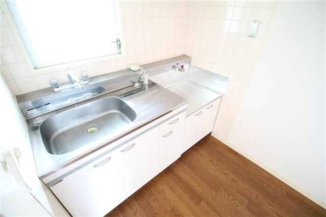 2DK Apartment for Rent in Isumi, Chiba - 41.47m² - Thumbnail 3