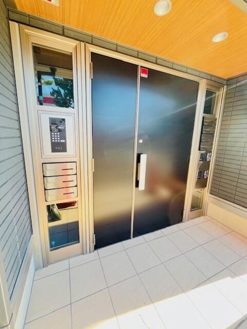 Modern 1LDK Apartment Near Tsujido Station in Chigasaki - Thumbnail 2