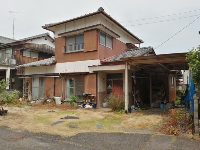 5DK Detached House for Sale in Saijo, Ehime - 228 sqm Land - Image 7