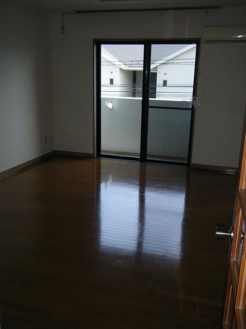 2LDK Apartment for Rent in Iwaki, Fukushima - 60.57m² - Thumbnail 3