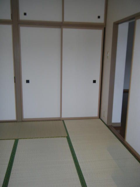 2LDK Apartment for Rent in Iwaki, Fukushima - 60.57m² - Thumbnail 4