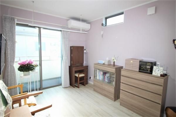 2LDK Detached House for Sale in Hatagaya, Shinagawa, Tokyo - Thumbnail 3