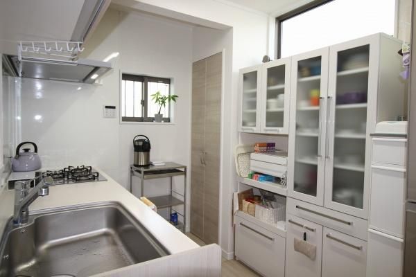 2LDK Detached House for Sale in Hatagaya, Shinagawa, Tokyo - Thumbnail 4