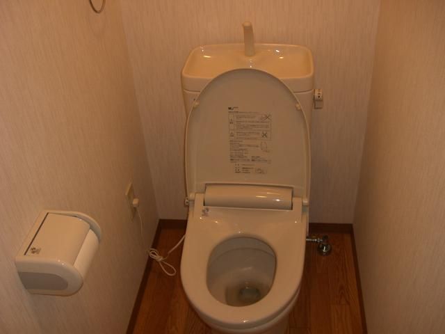 1K Apartment for Rent in Urayasu, Chiba Near Maihama - Thumbnail 3