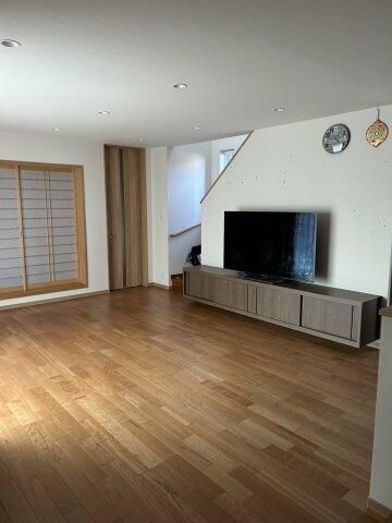 2017-Built 4LDK Corner Lot House in Toyama City - Thumbnail 2