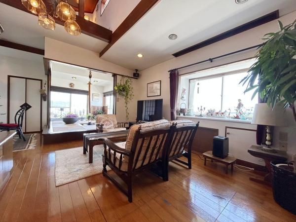 3LDK House for Sale in Oiso, Kanagawa | 125.04 sqm - Thumbnail 2