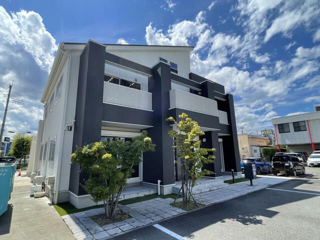Commercial Building for Lease in Showa Town, Yamanashi - 254 sqm - Thumbnail 2