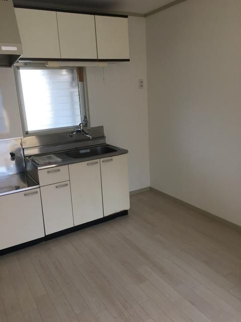 1LDK Apartment for Rent in Kawasaki, Kanagawa - Sunheim - Thumbnail 2