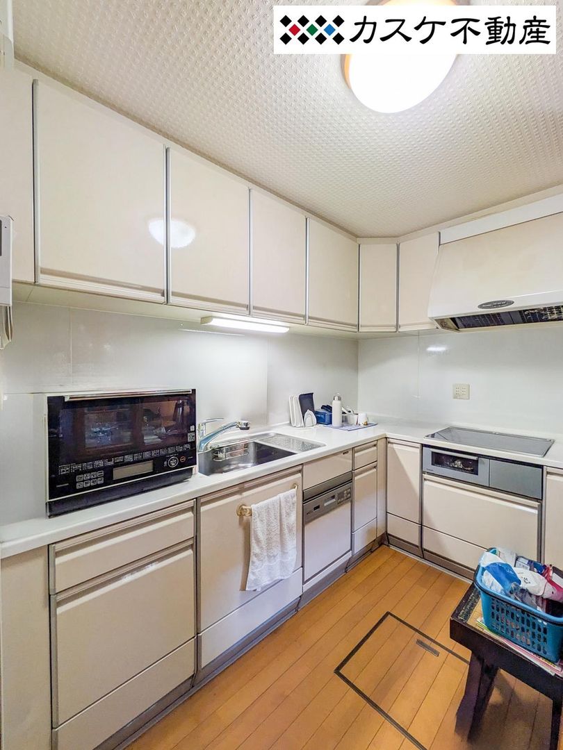5LDK Detached House for Sale in Kurashiki, Okayama - Image 1