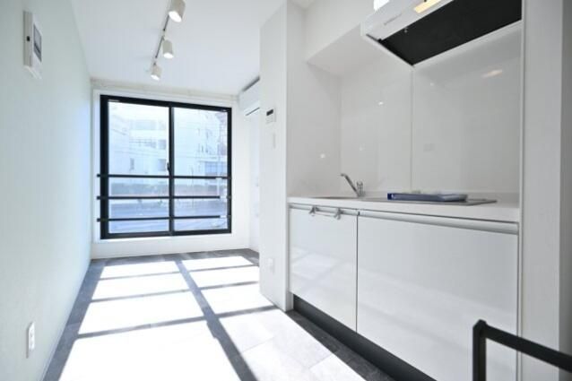 New 2025 Office for Rent in Bunkyo, Tokyo - 22.59 sqm - Thumbnail 2