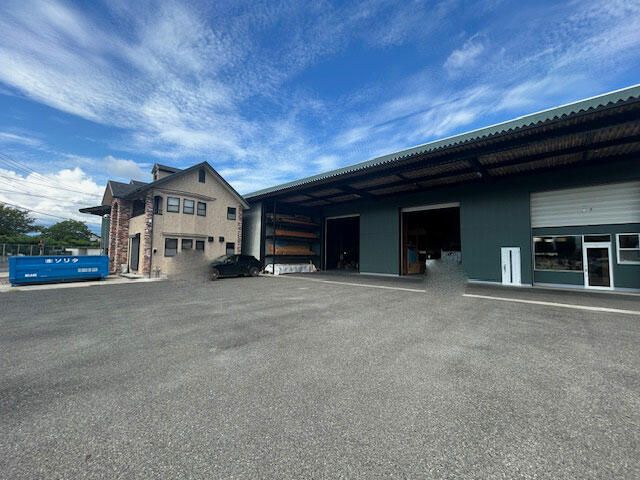 Warehouse & Office for Rent in Showa Town, Yamanashi - Thumbnail 2
